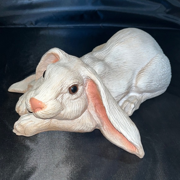 universal sanctuary | Accents | Universal Statuary Numbered 768 Large ...